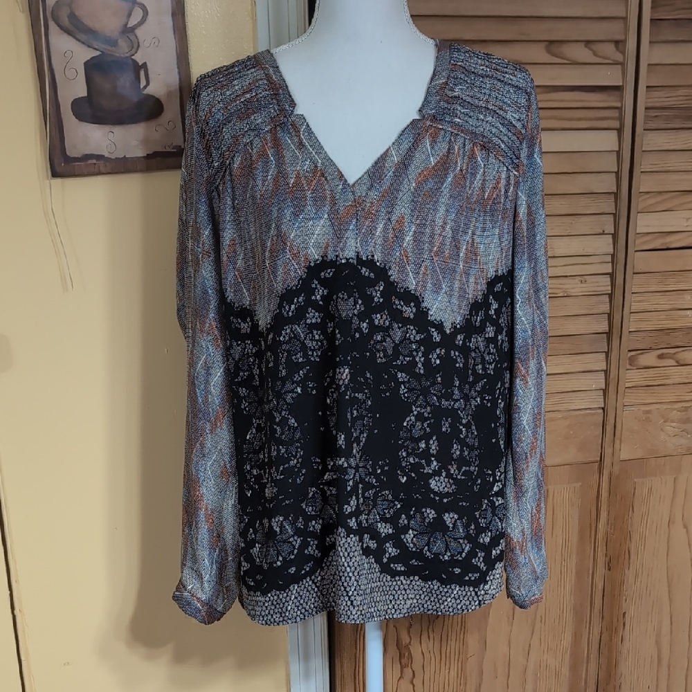 Black Rainn Multicolor Black Lace Graphic V- Neck Roll Tab Sleeves Blouse L